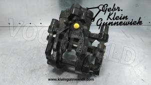 Used Rear brake calliper, right Volkswagen Golf Price € 95,00 Margin scheme offered by Gebr.Klein Gunnewiek Ho.BV