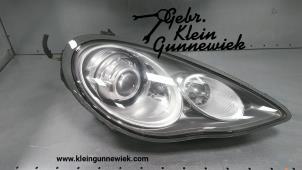 Używane Reflektor prawy Porsche Panamera Cena na żądanie oferowane przez Gebr.Klein Gunnewiek Ho.BV
