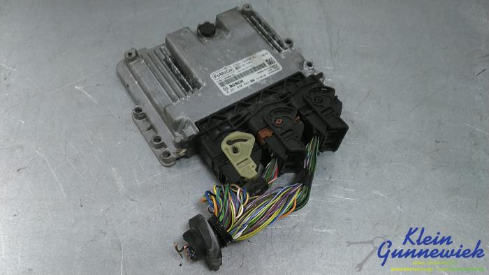 Used Injection computer Ford Focus Price € 225,00 Margin scheme offered by Klein Gunnewiek Autodemontage & Motorentechniek