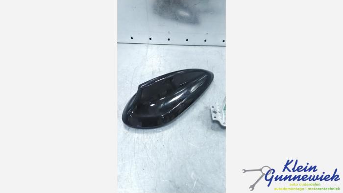 Używane Antena GPS BMW 2-Serie Cena € 35,00 Procedura marży oferowane przez Klein Gunnewiek Autodemontage & Motorentechniek