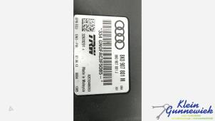 Usados Módulo de freno de mano Audi A4 Precio € 45,00 Norma de margen ofrecido por Klein Gunnewiek Autodemontage & Motorentechniek