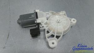 Begagnade Motor, dörrfönster Ford Focus Pris € 65,00 Marginaltabell erbjuds av Klein Gunnewiek Autodemontage & Motorentechniek