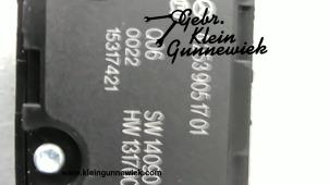 Używane Przelacznik Mercedes GLC-Klasse Cena € 25,00 Procedura marży oferowane przez Gebr.Klein Gunnewiek Ho.BV