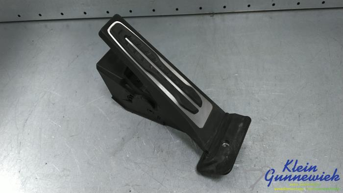 Begagnade Gaspedalsensor BMW 1-Serie Pris € 125,00 Marginaltabell erbjuds av Klein Gunnewiek Autodemontage & Motorentechniek