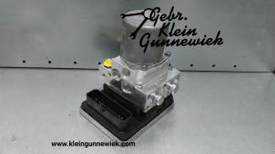 Usagé Pompe ABS Mercedes GLC-Klasse Prix € 315,00 Règlement à la marge proposé par Gebr.Klein Gunnewiek Ho.BV