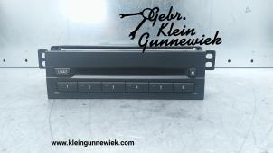 Usados Cambiador de CD BMW X5 Precio € 100,00 Norma de margen ofrecido por Gebr.Klein Gunnewiek Ho.BV