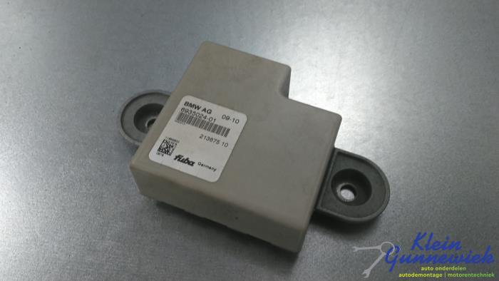 Begagnade Antenn BMW X5 Pris € 16,00 Marginaltabell erbjuds av Klein Gunnewiek Autodemontage & Motorentechniek