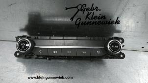 Usados Panel de control de radio Ford Kuga Precio € 40,00 Norma de margen ofrecido por Gebr.Klein Gunnewiek Ho.BV