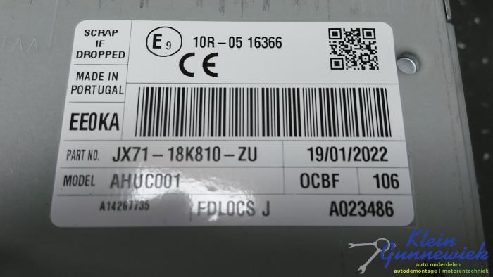 Używane Radio Ford Kuga Cena € 113,00 Procedura marży oferowane przez Klein Gunnewiek Autodemontage & Motorentechniek