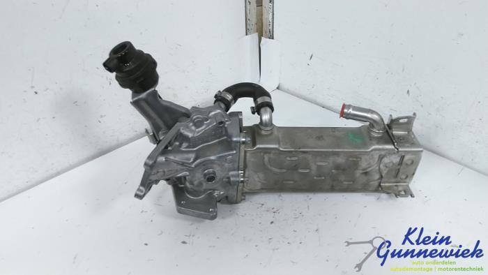 Usagé Refroidisseur RGE Mercedes GLC-Klasse Prix € 75,00 Règlement à la marge proposé par Klein Gunnewiek Autodemontage & Motorentechniek