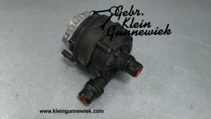 Used Water pump BMW 4-Serie Price € 75,00 Margin scheme offered by Gebr.Klein Gunnewiek Ho.BV