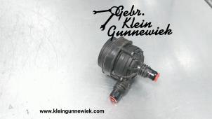 Gebrauchte Wasserpumpe Mercedes GLC-Klasse Preis € 125,00 Margenregelung angeboten von Gebr.Klein Gunnewiek Ho.BV