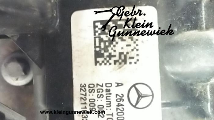 Thermostatgehäuse van een Mercedes GLC-Klasse 2022