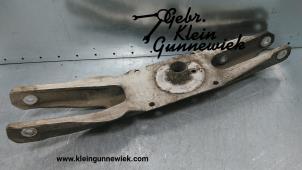 Usagé Bras de suspension arrière gauche Mercedes GLA-Klasse Prix € 35,00 Règlement à la marge proposé par Gebr.Klein Gunnewiek Ho.BV