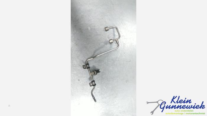 Używane Przewód paliwowy BMW 4-Serie Cena € 85,00 Procedura marży oferowane przez Klein Gunnewiek Autodemontage & Motorentechniek