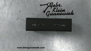 Used AUX / USB connection Seat Ateca Price € 85,00 Margin scheme offered by Gebr.Klein Gunnewiek Ho.BV