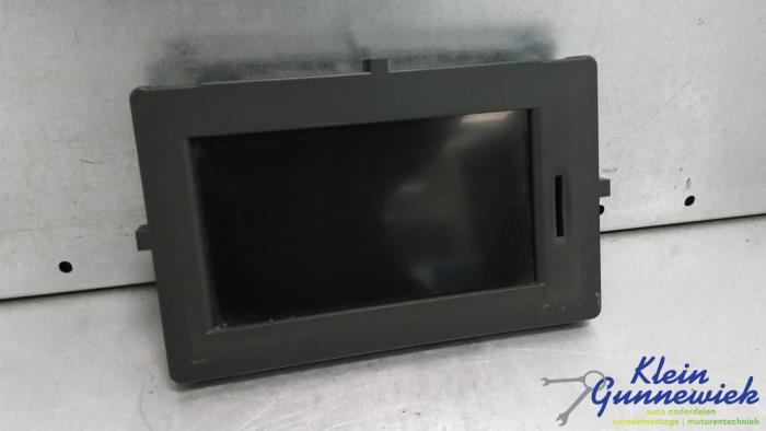 Begagnade Innerdisplay Renault Grand Scenic Pris € 63,00 Marginaltabell erbjuds av Klein Gunnewiek Autodemontage & Motorentechniek
