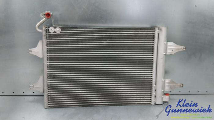 Usagé Condenseur de climatisation Volkswagen Polo Prix € 31,00 Règlement à la marge proposé par Klein Gunnewiek Autodemontage & Motorentechniek