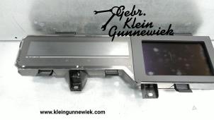 Used Instrument panel Renault Scenic Price € 225,00 Margin scheme offered by Gebr.Klein Gunnewiek Ho.BV