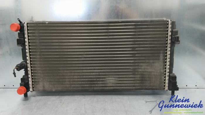 Usagé Radiateur Volkswagen Polo Prix € 35,00 Règlement à la marge proposé par Klein Gunnewiek Autodemontage & Motorentechniek