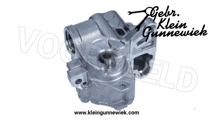 Oil pump Volkswagen Golf - 03L115105D CFF