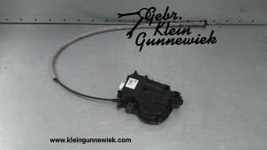 Used Motor for power tailgate closer BMW 5-Serie Price € 85,00 Margin scheme offered by Gebr.Klein Gunnewiek Ho.BV
