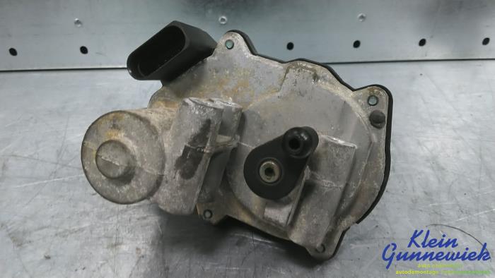 Używane Rózne Audi A4 Cena € 31,00 Procedura marży oferowane przez Klein Gunnewiek Autodemontage & Motorentechniek