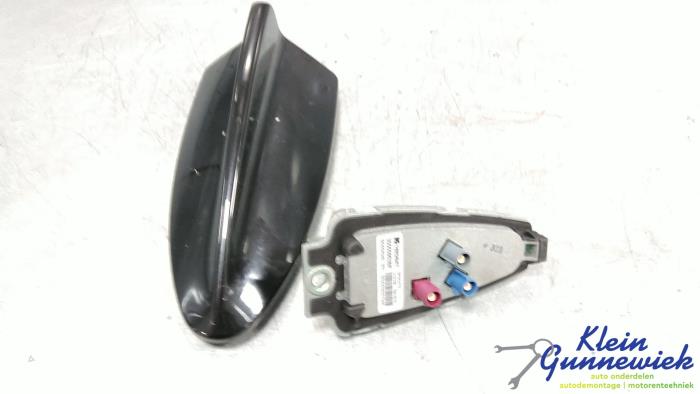 Używane Antena GPS BMW X5 Cena € 23,00 Procedura marży oferowane przez Klein Gunnewiek Autodemontage & Motorentechniek