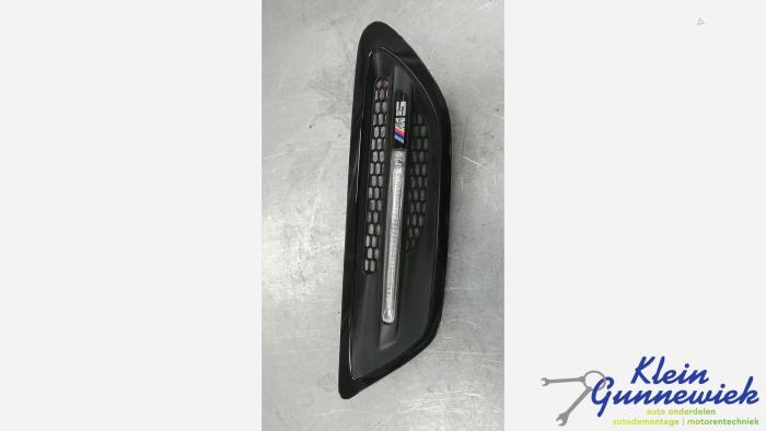 Begagnade Indikator, höger BMW 5-Serie Pris € 50,00 Marginaltabell erbjuds av Klein Gunnewiek Autodemontage & Motorentechniek