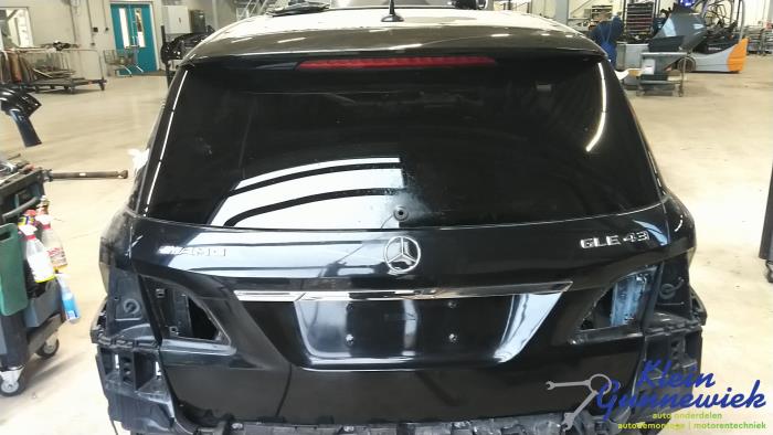 Begagnade Baklucka Mercedes GLE Pris € 745,00 Marginaltabell erbjuds av Klein Gunnewiek Autodemontage & Motorentechniek