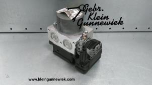 Gebrauchte ABS Pumpe Ford S-Max Preis € 75,00 Margenregelung angeboten von Gebr.Klein Gunnewiek Ho.BV