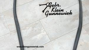 Used Front door seal 4-door, right Mercedes GLE-Klasse Price € 30,00 Margin scheme offered by Gebr.Klein Gunnewiek Ho.BV