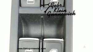 Usados Interruptor combinado de ventanillas Volkswagen Golf Precio € 25,00 Norma de margen ofrecido por Gebr.Klein Gunnewiek Ho.BV