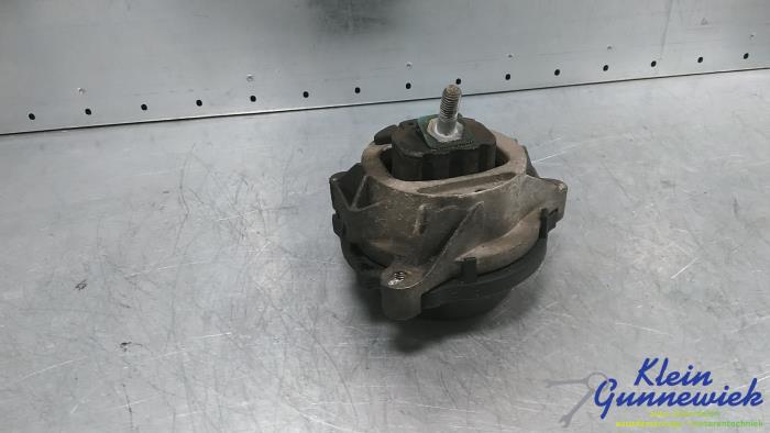 Usagé Support moteur BMW 1-Série Prix € 20,00 Règlement à la marge proposé par Klein Gunnewiek Autodemontage & Motorentechniek