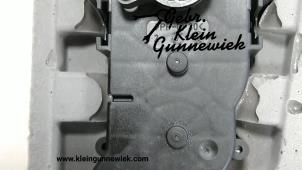 Usados Motor auxiliar de cierre portón trasero Mercedes GLE-Klasse Precio € 45,00 Norma de margen ofrecido por Gebr.Klein Gunnewiek Ho.BV