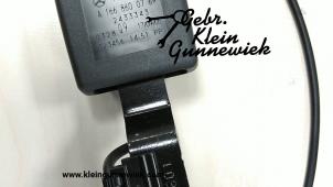 Używane Wtyk pasa bezpieczenstwa lewy tyl Mercedes GLE-Klasse Cena € 20,00 Procedura marży oferowane przez Gebr.Klein Gunnewiek Ho.BV