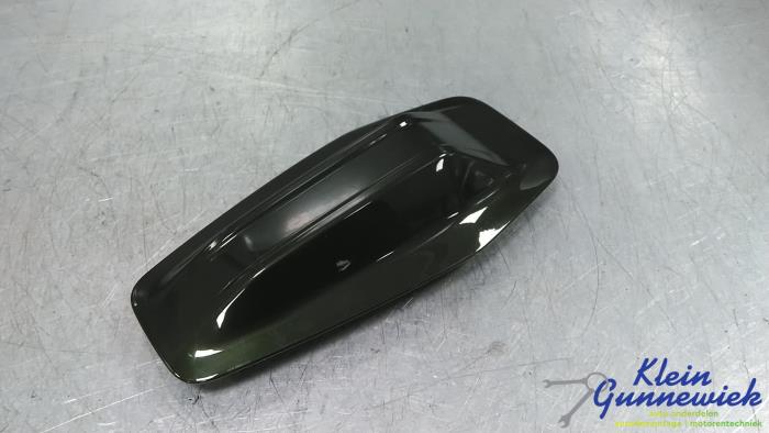 Używane Antena BMW I4 Cena € 26,00 Procedura marży oferowane przez Klein Gunnewiek Autodemontage & Motorentechniek