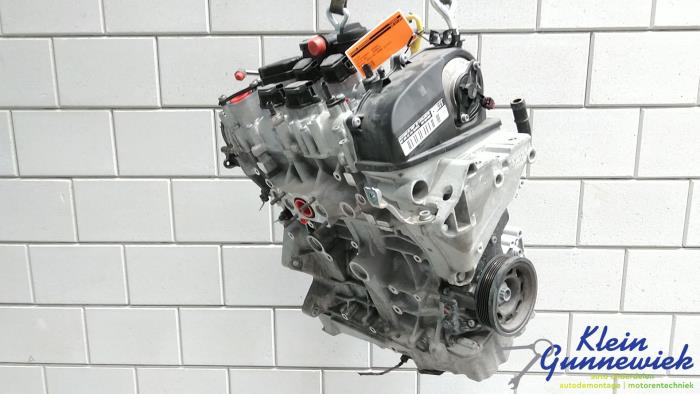 Engine from a Volkswagen Golf 2021