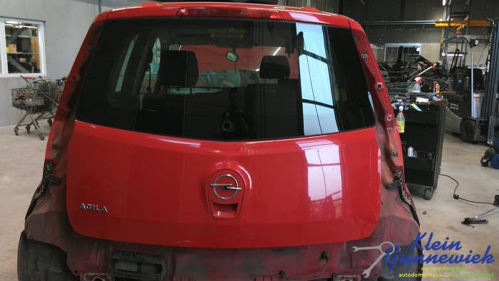 Begagnade Baklucka Opel Agila Pris € 95,00 Marginaltabell erbjuds av Klein Gunnewiek Autodemontage & Motorentechniek