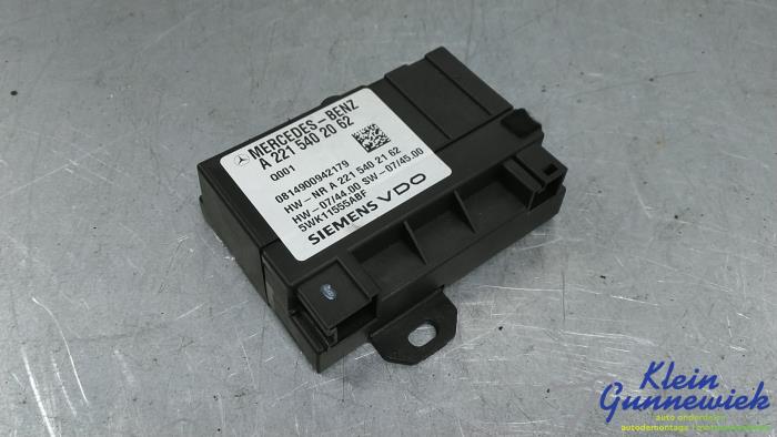 Usagé Ordinateur divers Mercedes C-Klasse Prix € 34,00 Règlement à la marge proposé par Klein Gunnewiek Autodemontage & Motorentechniek
