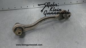 Usagé Bras de suspension arrière gauche Mercedes C-Klasse Prix € 30,00 Règlement à la marge proposé par Gebr.Klein Gunnewiek Ho.BV