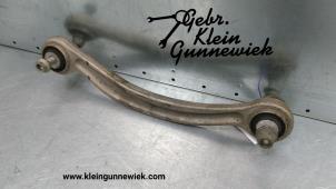 Usagé Bras de suspension arrière gauche Mercedes C-Klasse Prix € 30,00 Règlement à la marge proposé par Gebr.Klein Gunnewiek Ho.BV