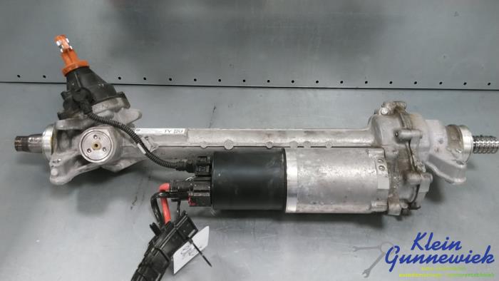 Begagnade Styrbox BMW I4 Pris € 355,00 Marginaltabell erbjuds av Klein Gunnewiek Autodemontage & Motorentechniek