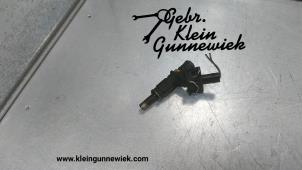 Używane Wtryskiwacz (wtrysk benzyny) Mercedes C-Klasse Cena € 30,00 Procedura marży oferowane przez Gebr.Klein Gunnewiek Ho.BV