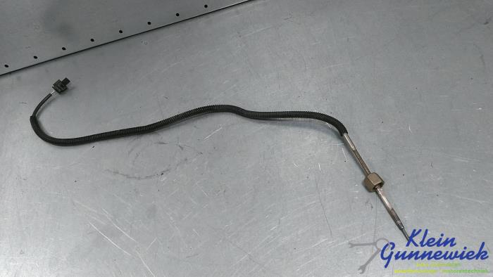 Używane Czujnik temperatury spalin Mercedes C-Klasse Cena € 46,00 Procedura marży oferowane przez Klein Gunnewiek Autodemontage & Motorentechniek