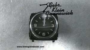 Usados Reloj Mercedes C-Klasse Precio € 50,00 Norma de margen ofrecido por Gebr.Klein Gunnewiek Ho.BV