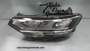 Used Headlight, left Volkswagen Passat Price € 150,00 Margin scheme offered by Gebr.Klein Gunnewiek Ho.BV