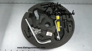 Usagé Kit d'outils Audi A3 Prix € 45,00 Règlement à la marge proposé par Gebr.Klein Gunnewiek Ho.BV