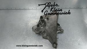 Usagé Support moteur Volkswagen Polo Prix € 30,00 Règlement à la marge proposé par Gebr.Klein Gunnewiek Ho.BV