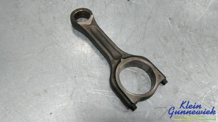 Begagnade Vevstake Ford Fiesta Pris € 55,00 Marginaltabell erbjuds av Klein Gunnewiek Autodemontage & Motorentechniek
